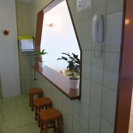 Chica, 1 Bedroom Flat With Sea View Apartmán *